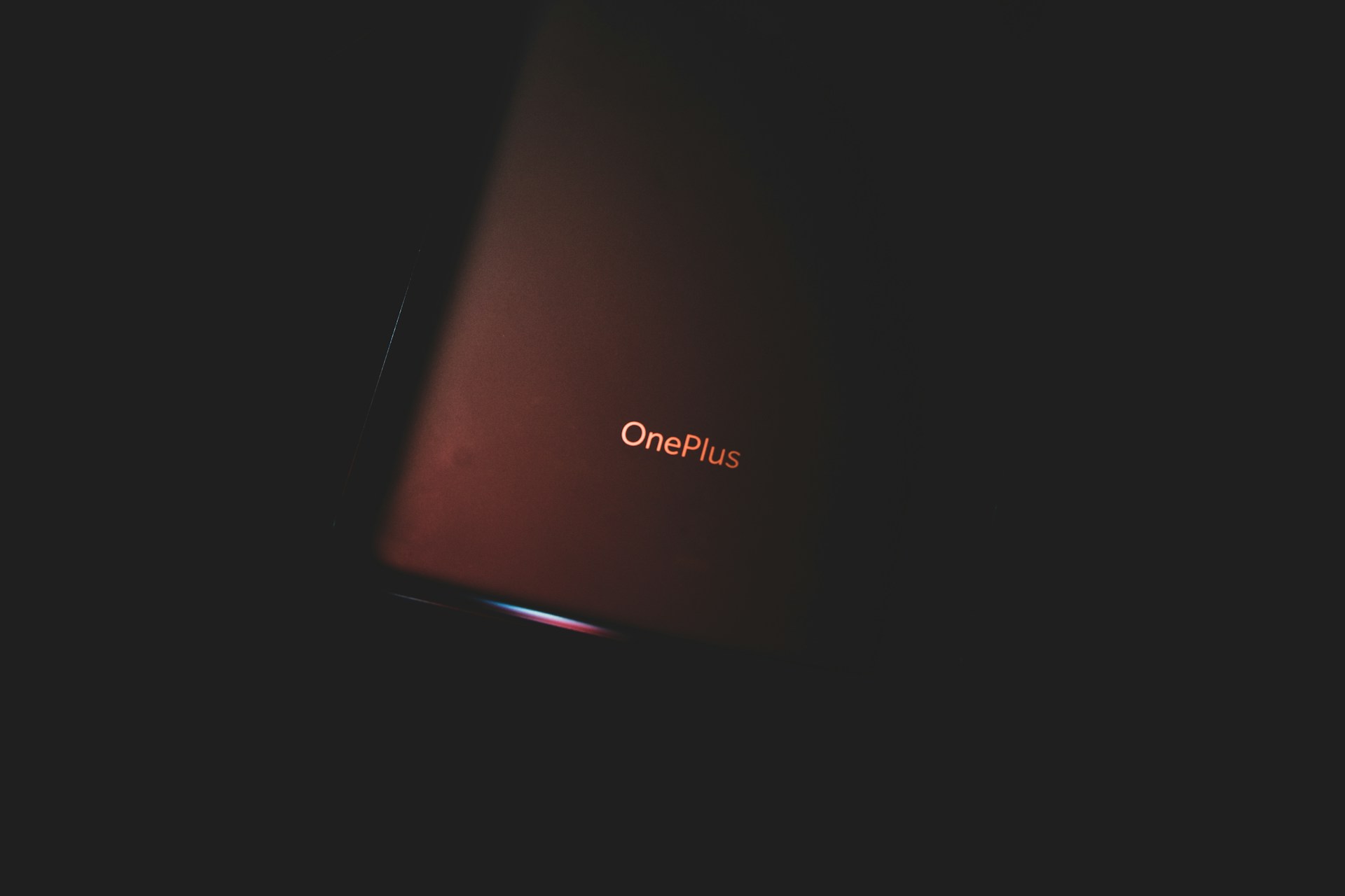 OnePlus 15R: The First Snapdragon 8 Gen 5 Phone